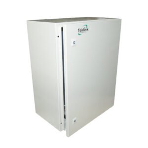 Gabinete metálico para montaje de pared, medidas 40cm ancho X 60cm alto, 20cm profundidad, protección IP66, TekLink --- TBX ST4-620