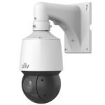 PTZ IP UNIVIEW 4MP, Light Hunter, Zoom óptico 25X, IR 100m, con entradas y salidas de alarma y audio, protección IK10, con Intrusión y Cruce de Líneas, IA conteo de personas --- IPC6424SR-X25-VF